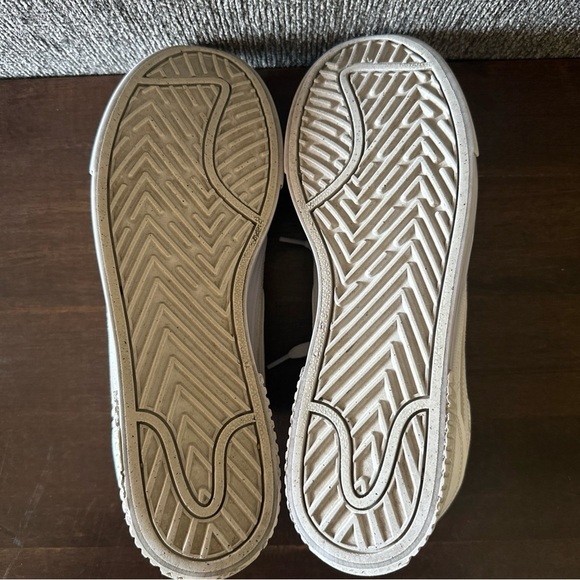 Nike Court Legacy Lift Women’s Size 10 Triple White Shoes DM7590-101 Platform - Picture 8 of 10